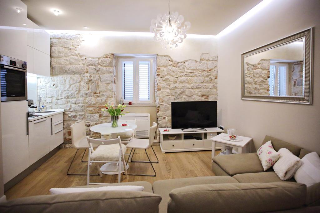 Apartment White Stone - Diocletian Palace